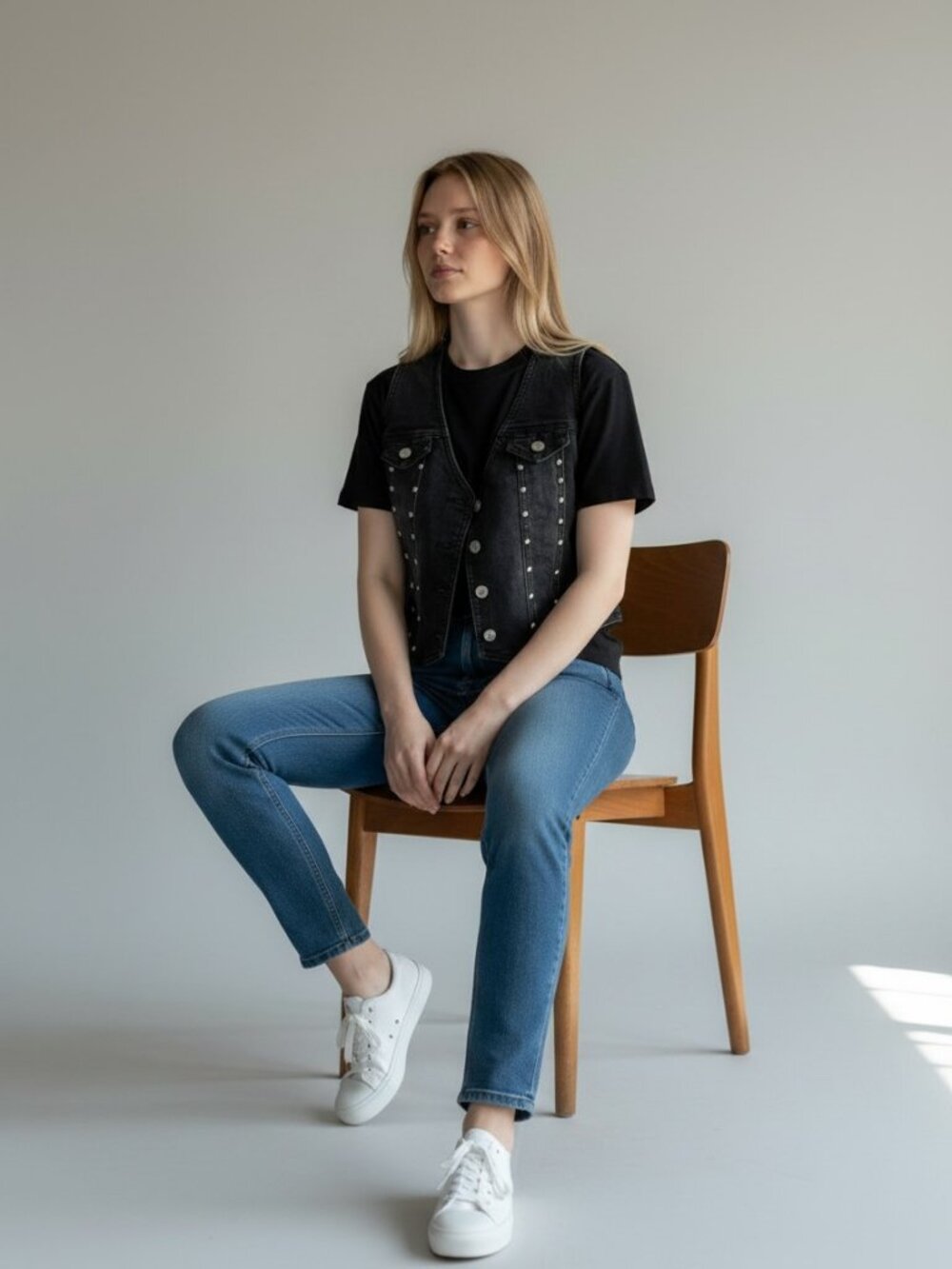 Madden NYC Women's Studded Vest Stretch Denim XXS Black Pointed Hem with Buttons - Picture 4 of 7
